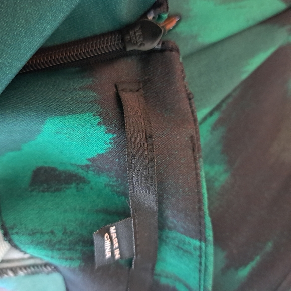 Just Female Neo Long Sleeve Crew Neck Blouse Abstract Print Green & Black SZ M - Picture 6 of 12